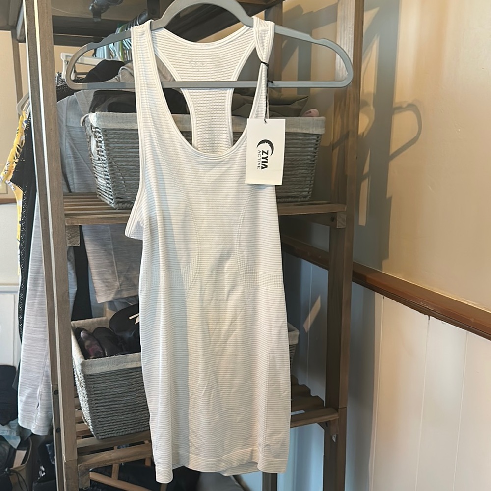 ZYIA White Copper Charged Tank